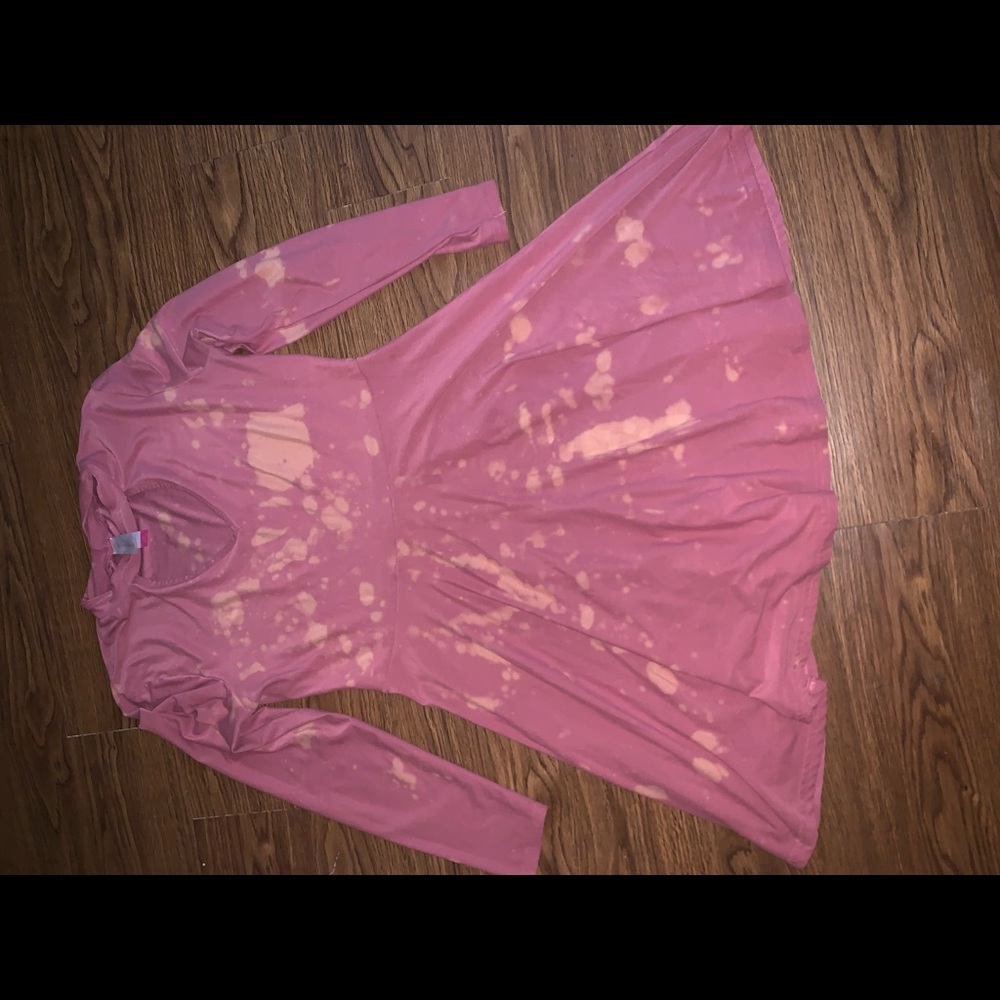 Large pinks bleach styled dress